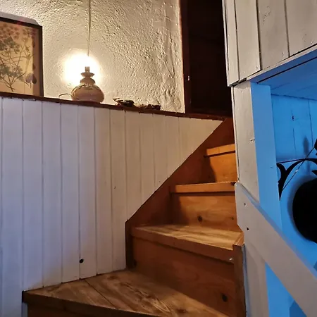 Vikendica Na Jezeru * Gacko