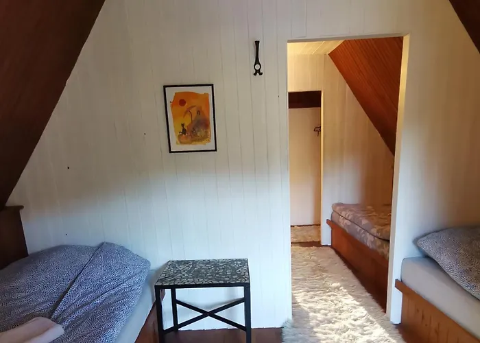 Vikendica Na Jezeru *